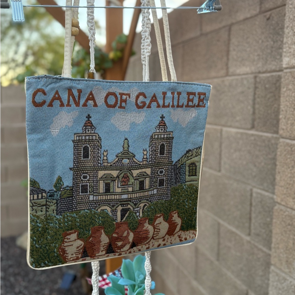 Cana of Galilee Tapestry Tote Bag. Palestine. Zippers. Expandable. Extra pocket.